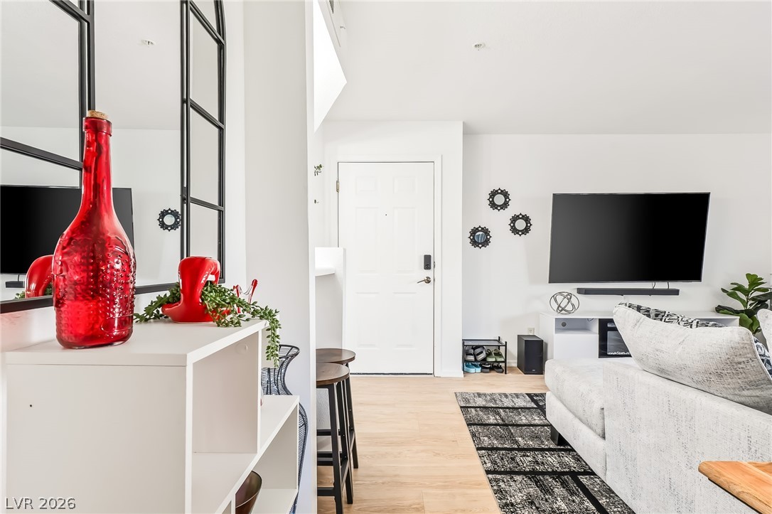 Photo 18 of 45, 3550 Bay Sands Drive #1031