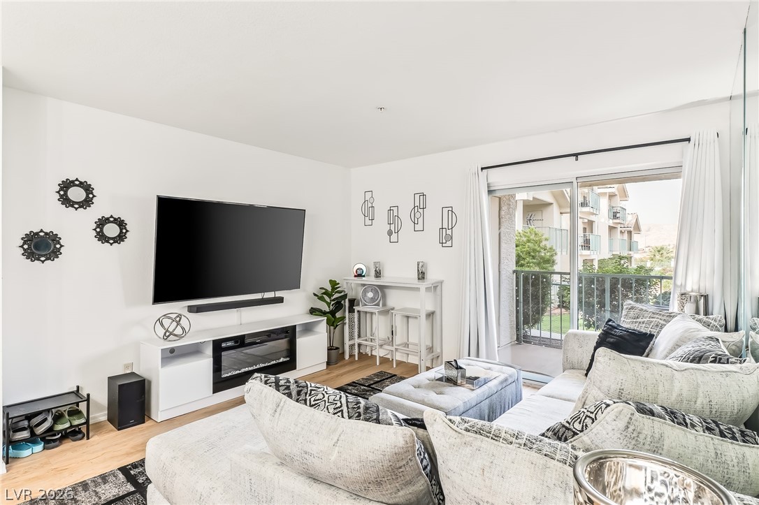 Photo 19 of 45, 3550 Bay Sands Drive #1031