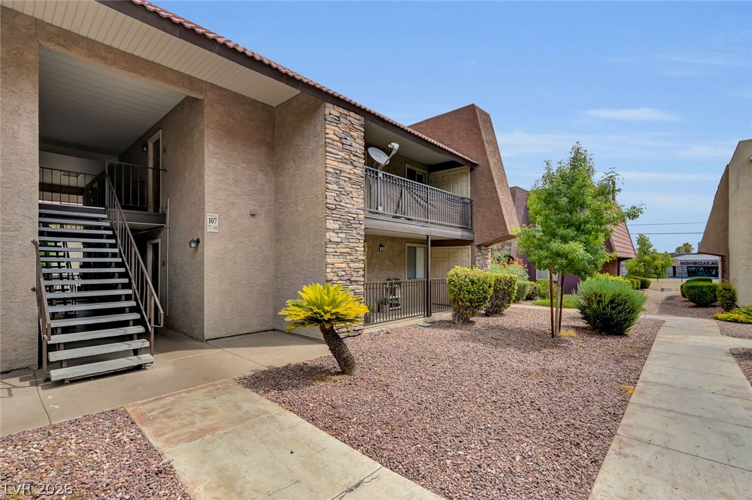 Photo 2 of 4340 Sandy River Drive #84