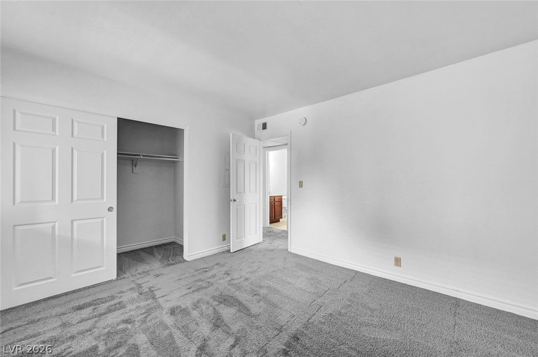 Photo 26 of 31, 4340 Sandy River Drive #84