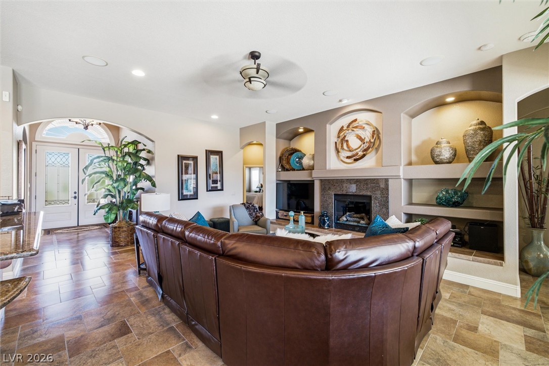 Photo 13 of 66, 6671 Greenbriar Court