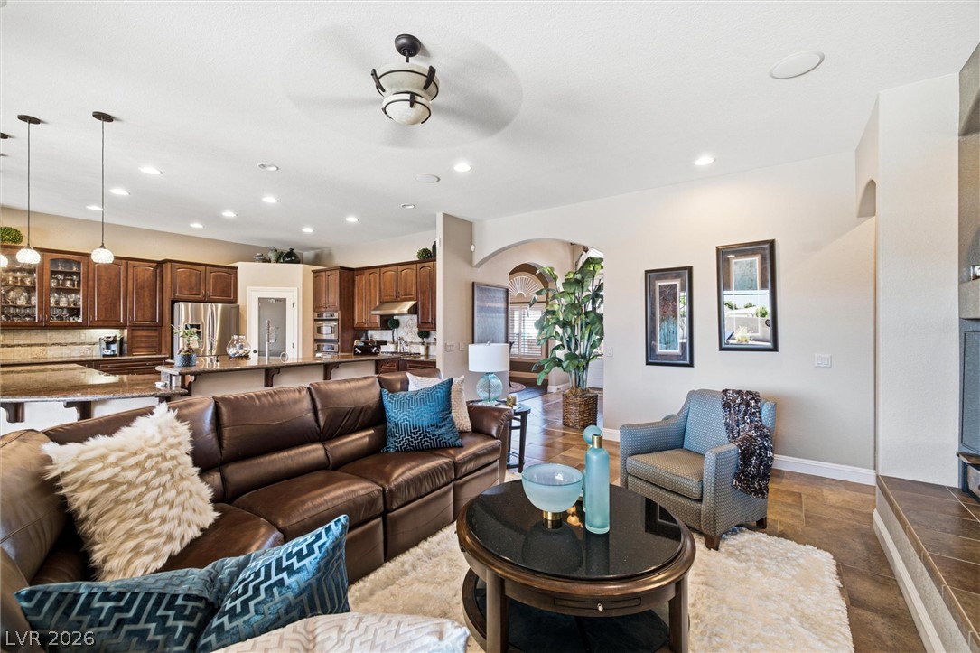 Photo 14 of 66, 6671 Greenbriar Court