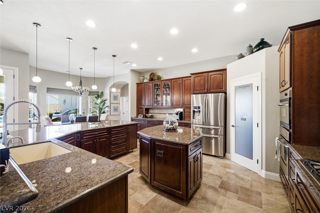 Photo 18 of 66, 6671 Greenbriar Court