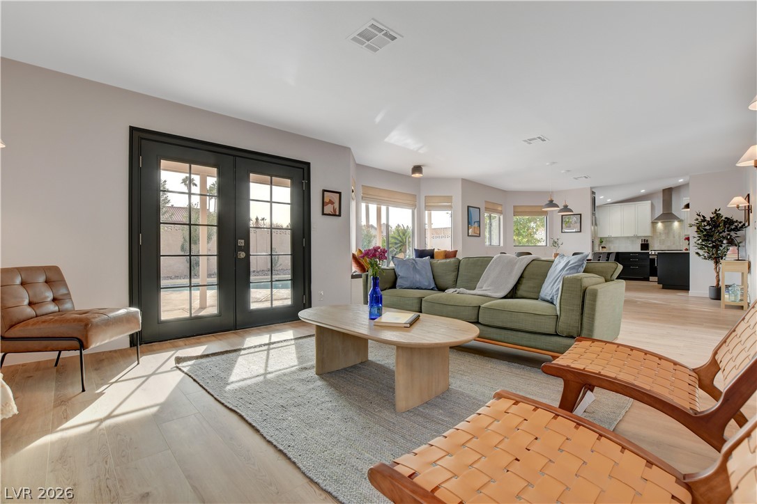 Photo 15 of 41, 4439 Selleck Lane