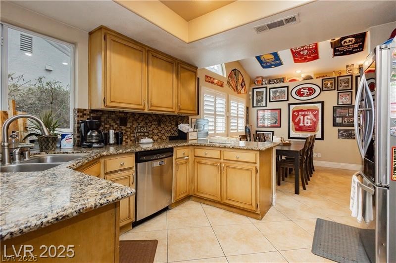 Photo 9 of 31, 4401 Inez Drive