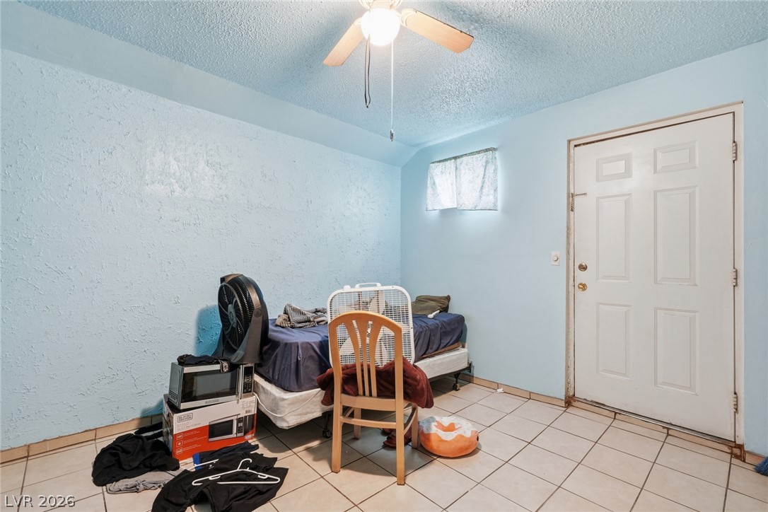 Photo 33 of 38, 3978 Voxna Street