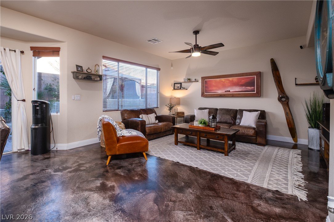 Photo 5 of 10846 Drake Ridge Avenue