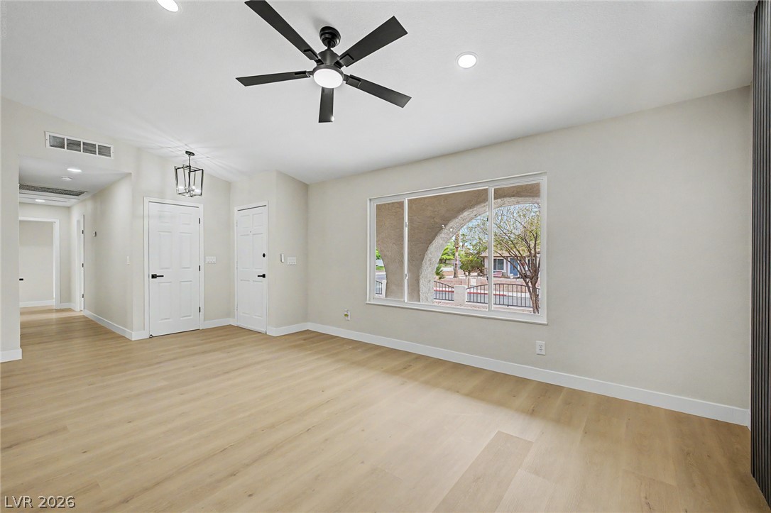 Photo 5 of 1402 Esther Drive