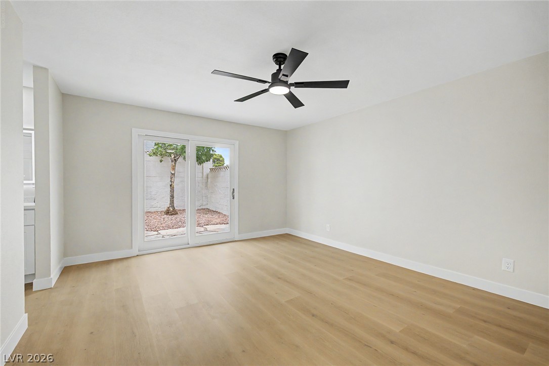 Photo 11 of 24, 1402 Esther Drive