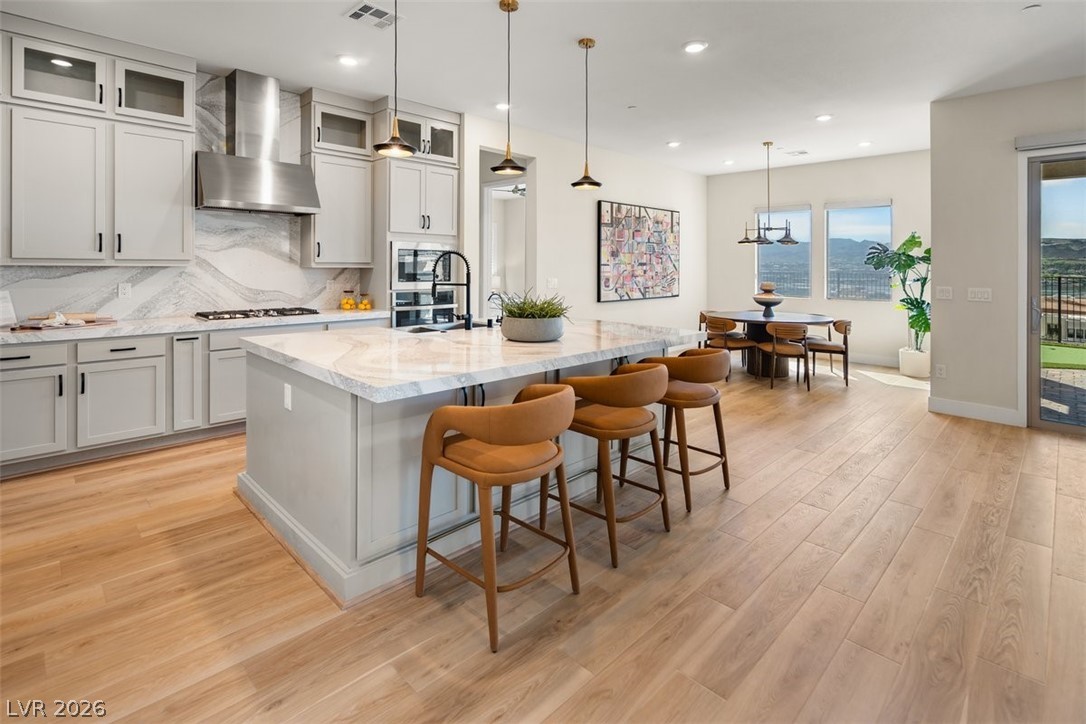 393 Faro Di Portofino Court, Henderson 89011