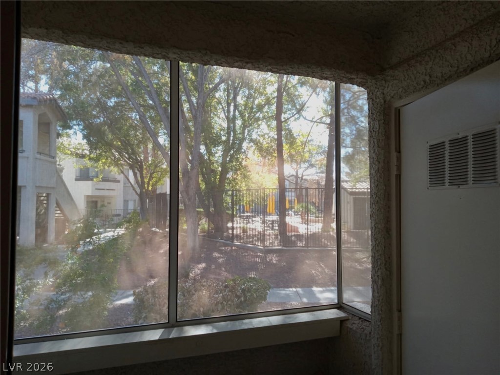 Photo 18 of 21, 3060 Casey Drive #101