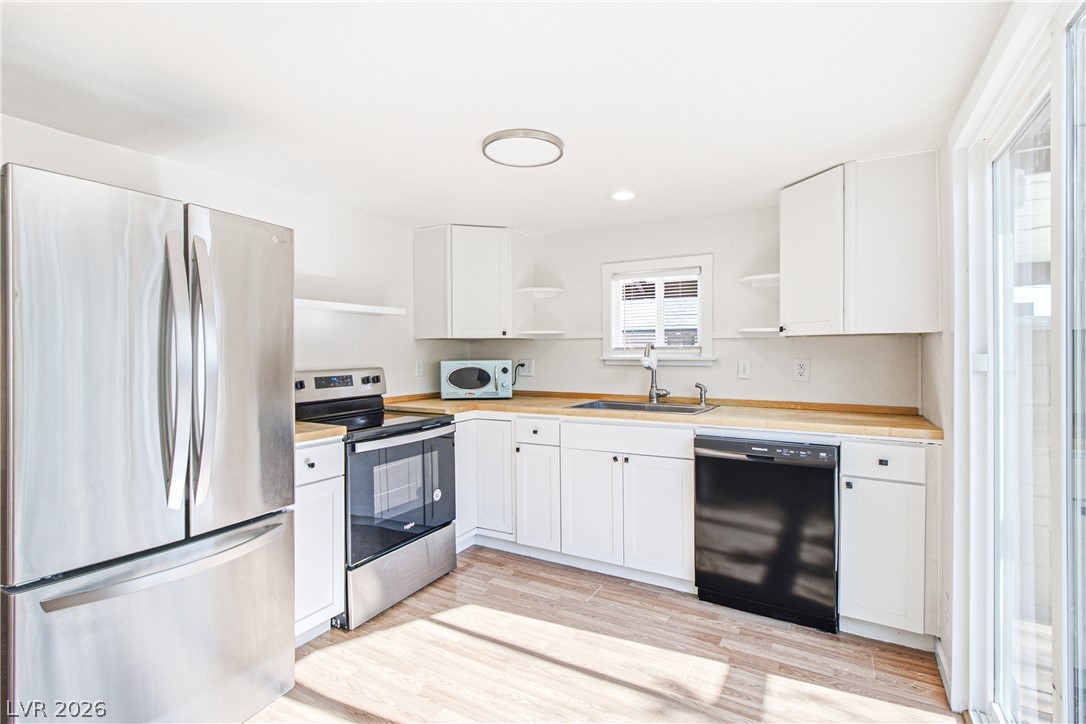 Photo 9 of 33, 636 Avenue C