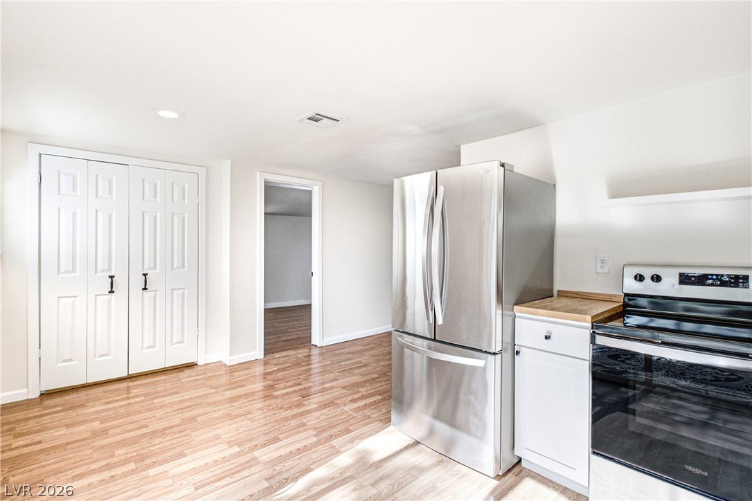 Photo 11 of 33, 636 Avenue C