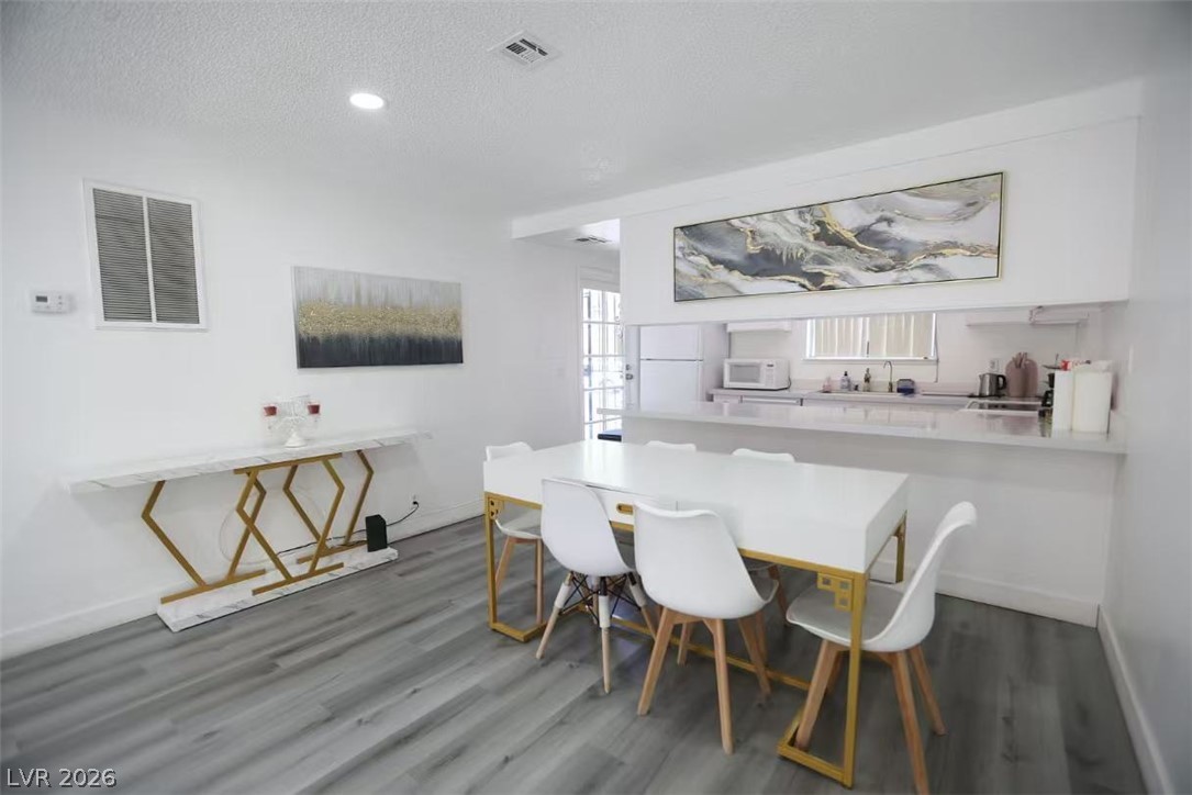 Photo 9 of 24, 3232 Jericho Street #A