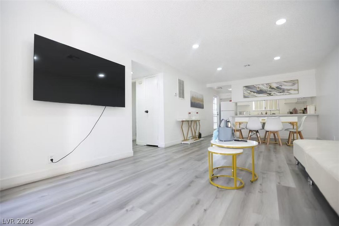 Photo 5 of 3232 Jericho Street #A
