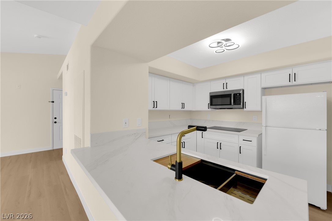 Photo 15 of 44, 2300 E Silverado Ranch Boulevard #2056