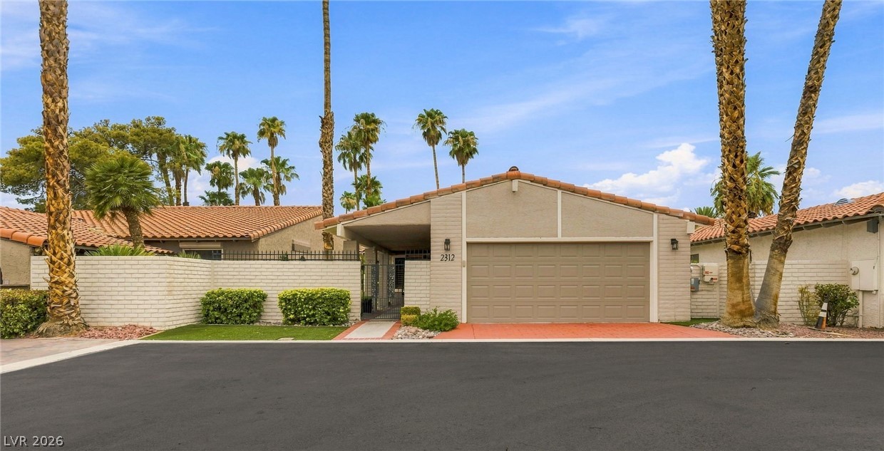 2312 Plaza Del Prado, Las Vegas 89102