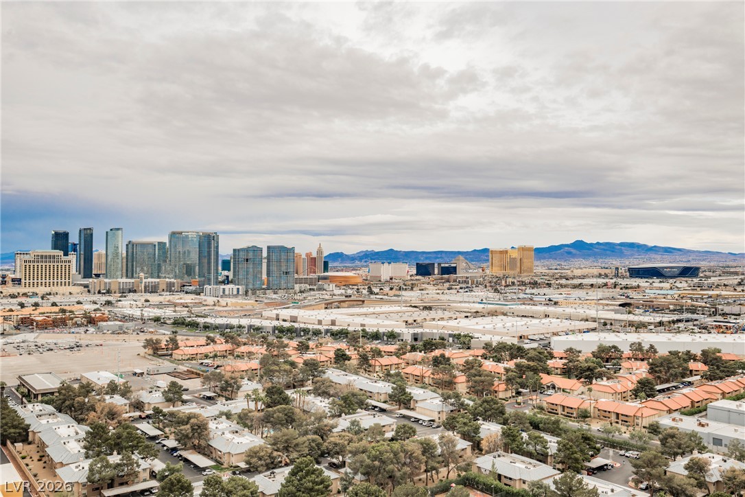 Photo 38 of 38, 4381 W Flamingo Road #2520