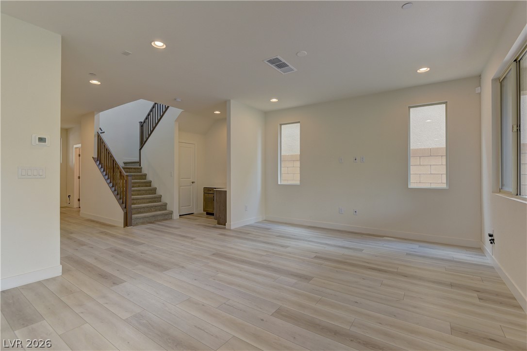 Photo 6 of 31, 9901 Cullin Range Avenue
