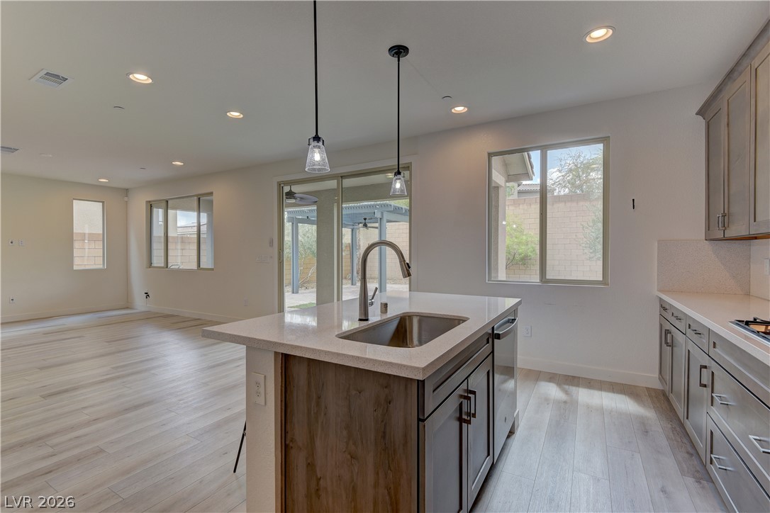 Photo 7 of 31, 9901 Cullin Range Avenue