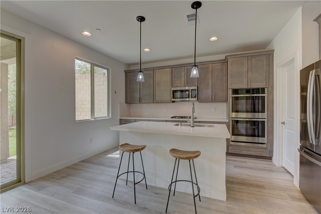 Photo 9 of 31, 9901 Cullin Range Avenue