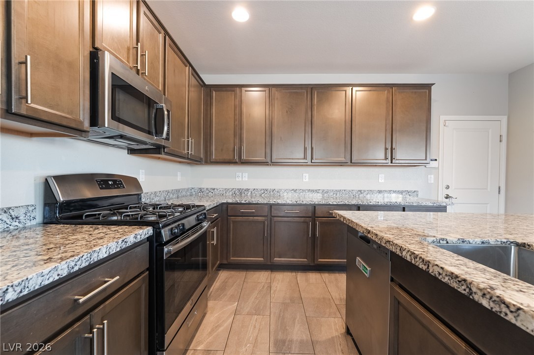 Photo 11 of 36, 5946 Roaring Canyon Court
