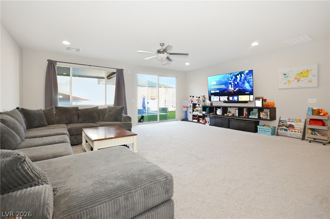 Photo 14 of 47, 10424 Mont Pourri Court