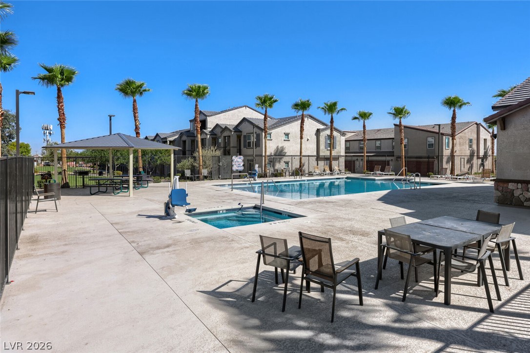 Photo 16 of 17, 523 Cattleya pl