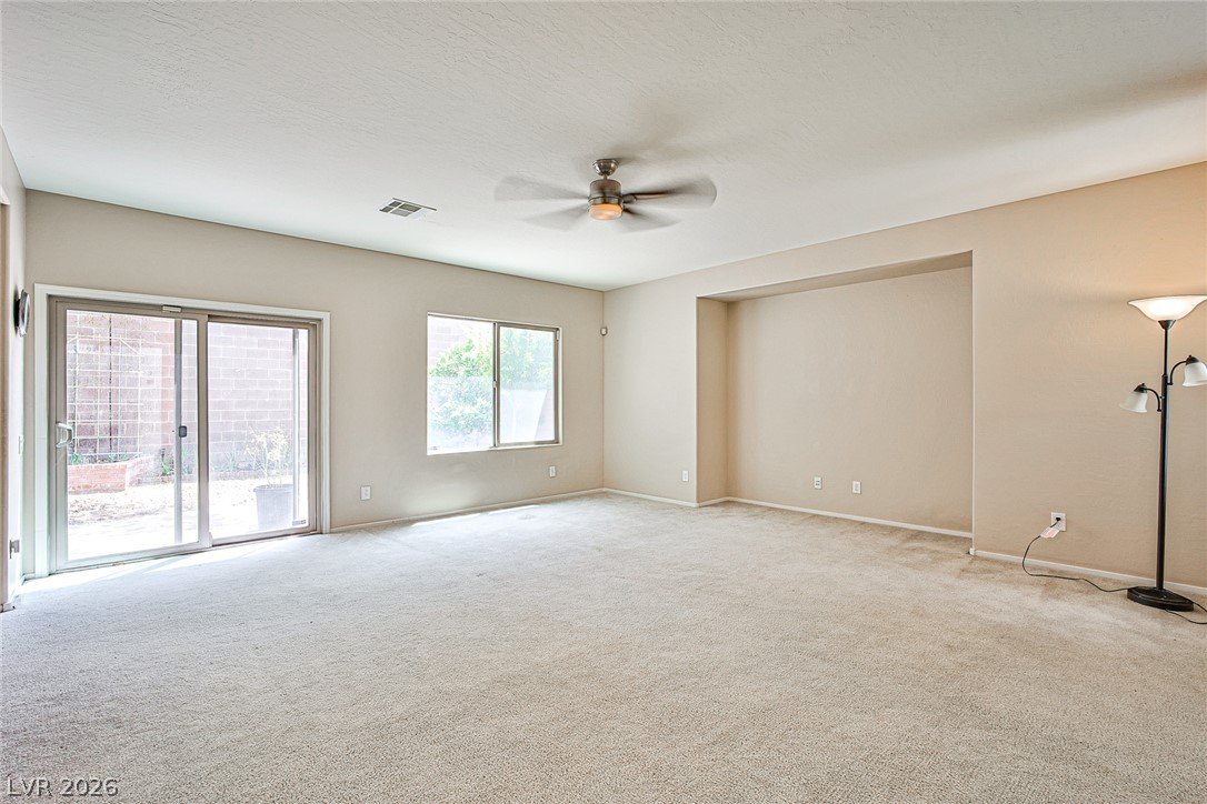 Photo 7 of 37, 2453 Rue Bienville Way