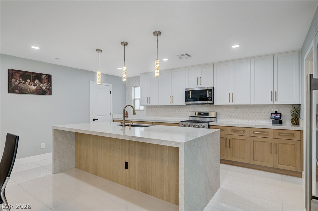 Photo 4 of 3212 Jevonda Avenue