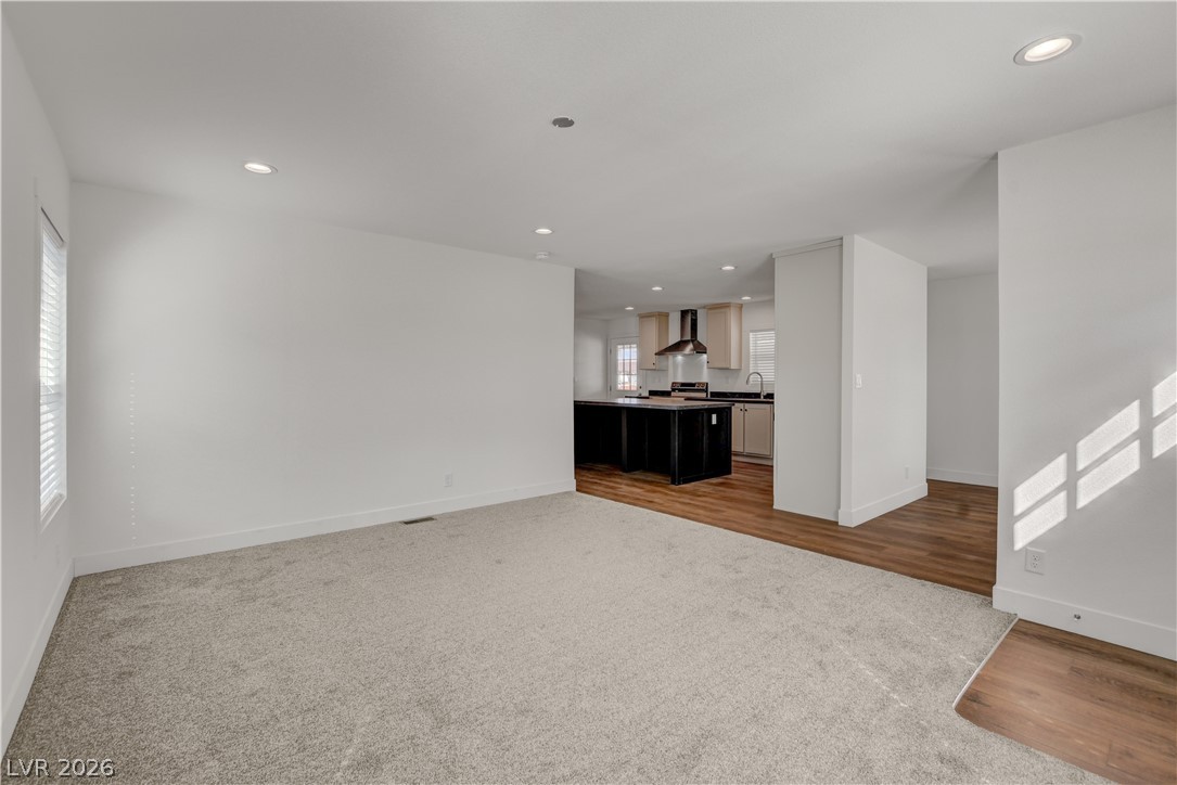 Photo 6 of 39, 478 W Ingram Avenue