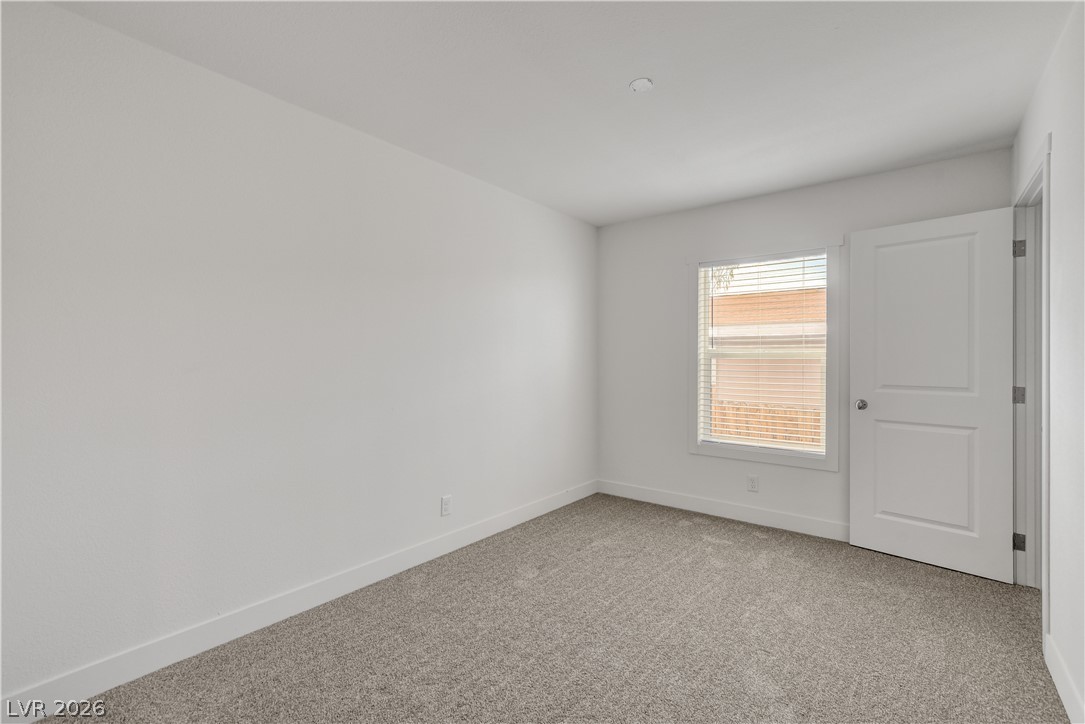Photo 19 of 39, 478 W Ingram Avenue