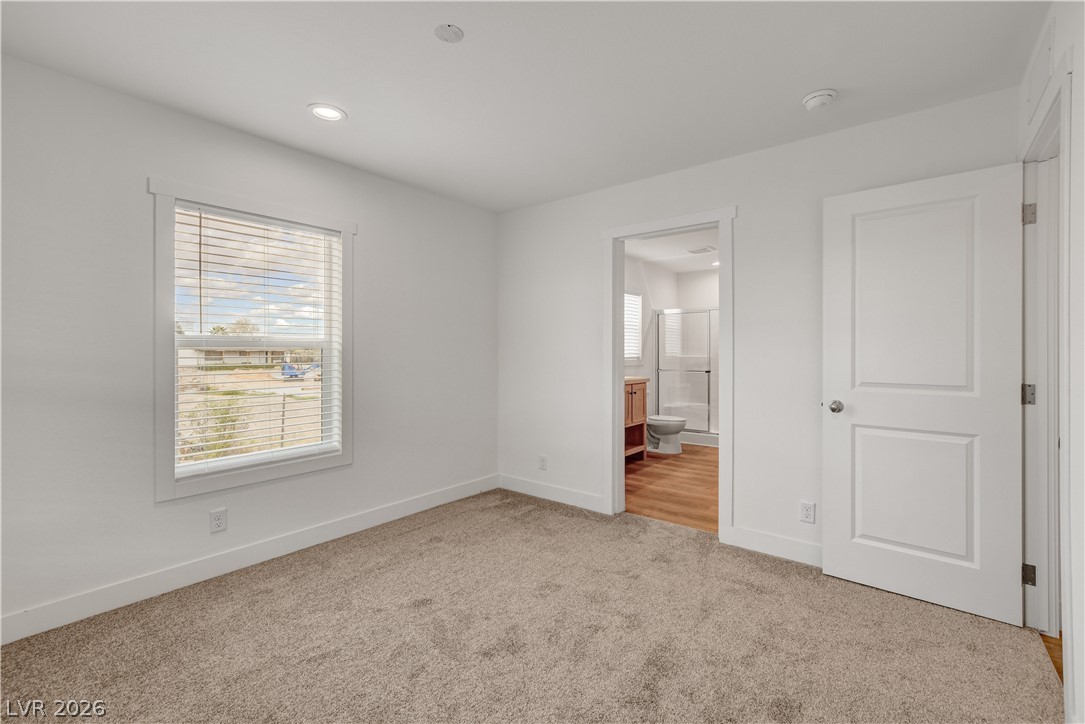Photo 33 of 39, 468 W Ingram Avenue