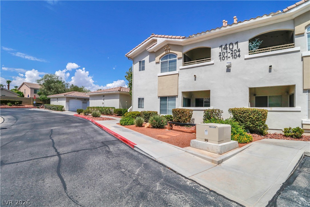 1401 Red Crest Lane #201, Las Vegas 89144