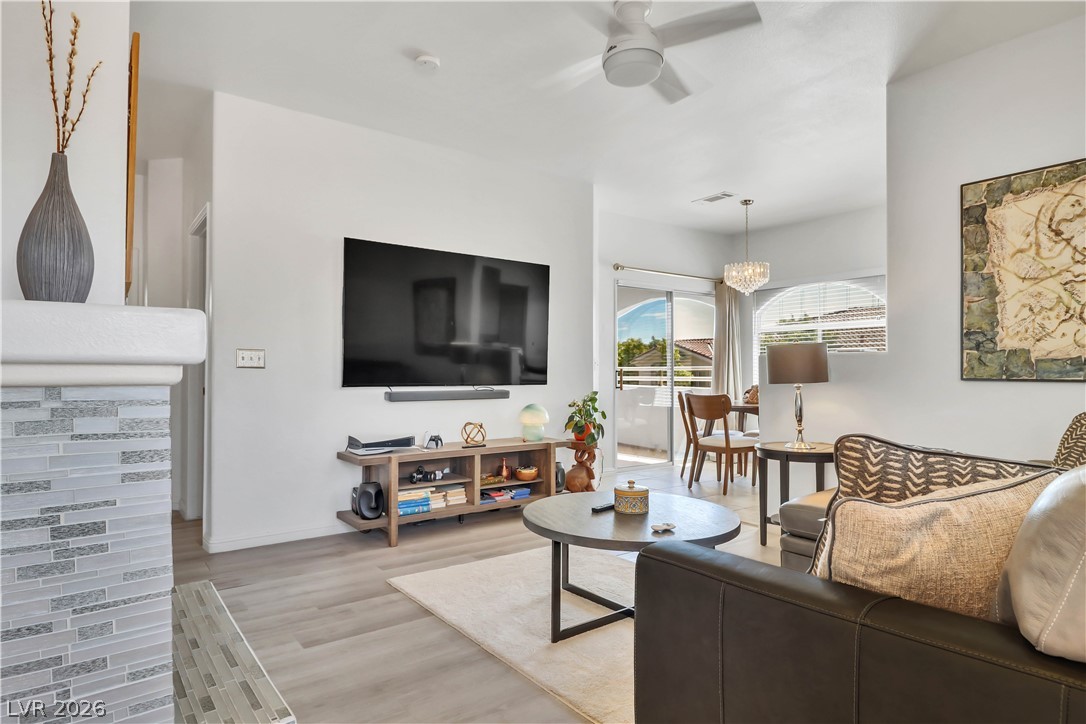 Photo 4 of 1401 Red Crest Lane #201
