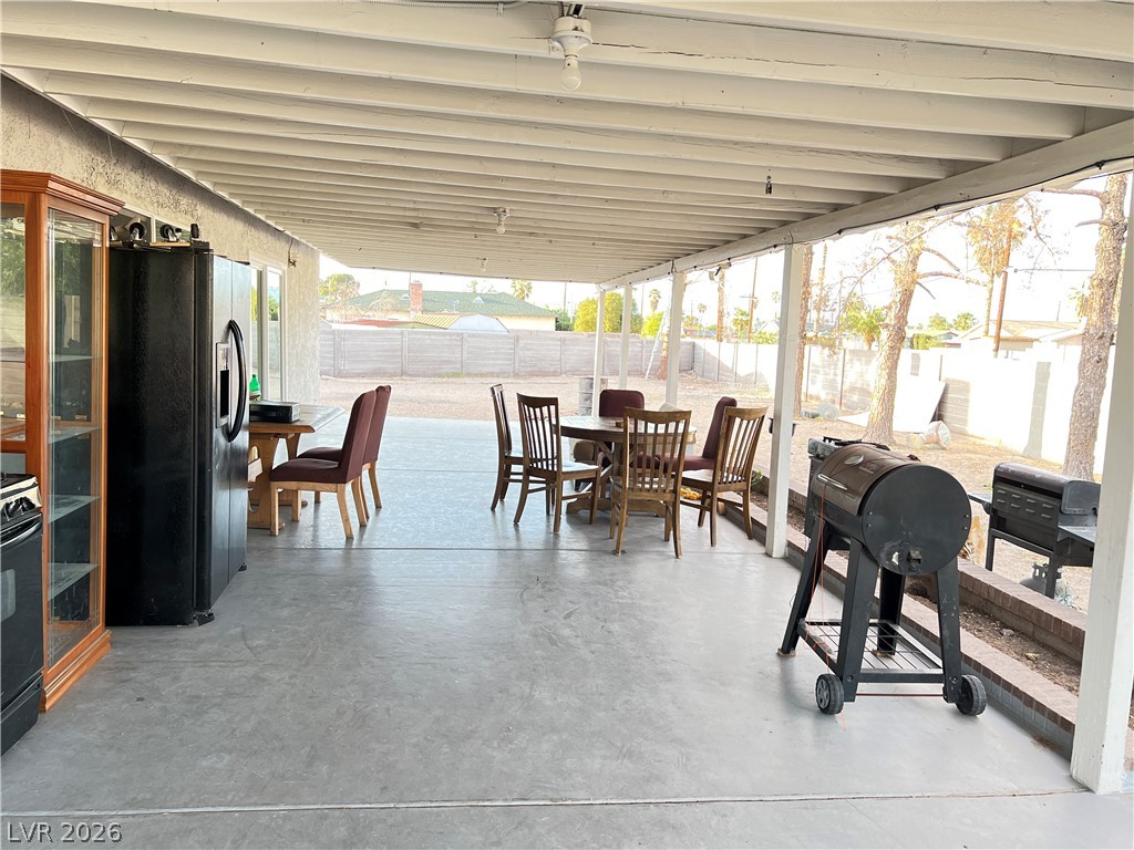 Photo 33 of 37, 2901 King Midas Way