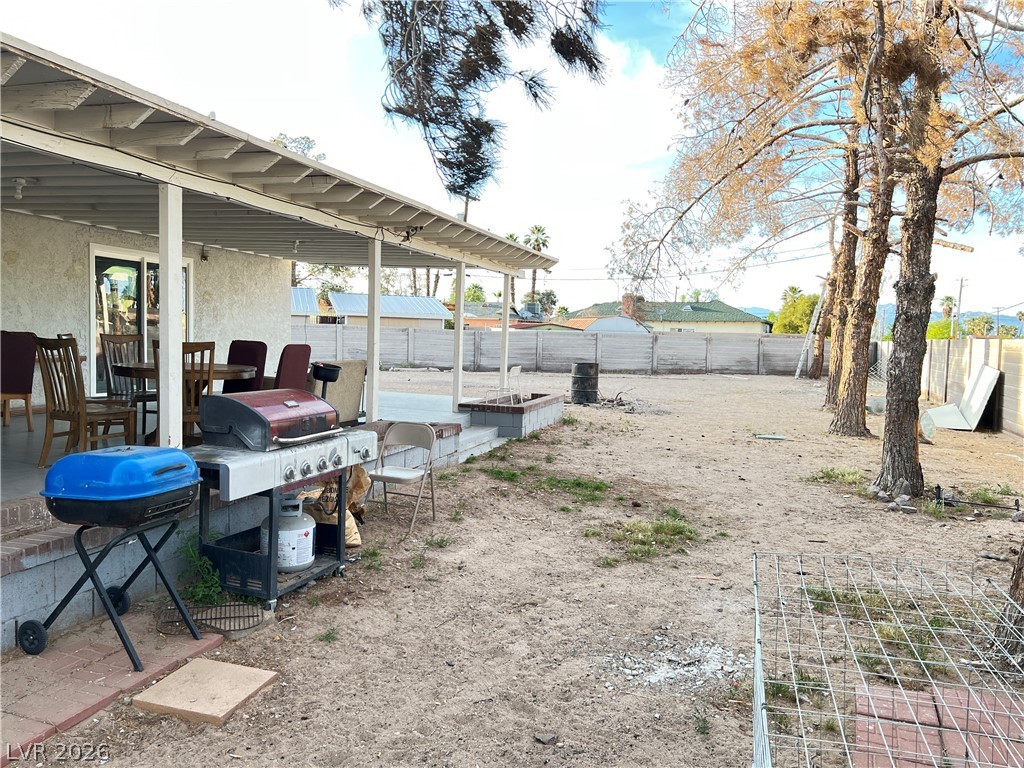 Photo 34 of 37, 2901 King Midas Way
