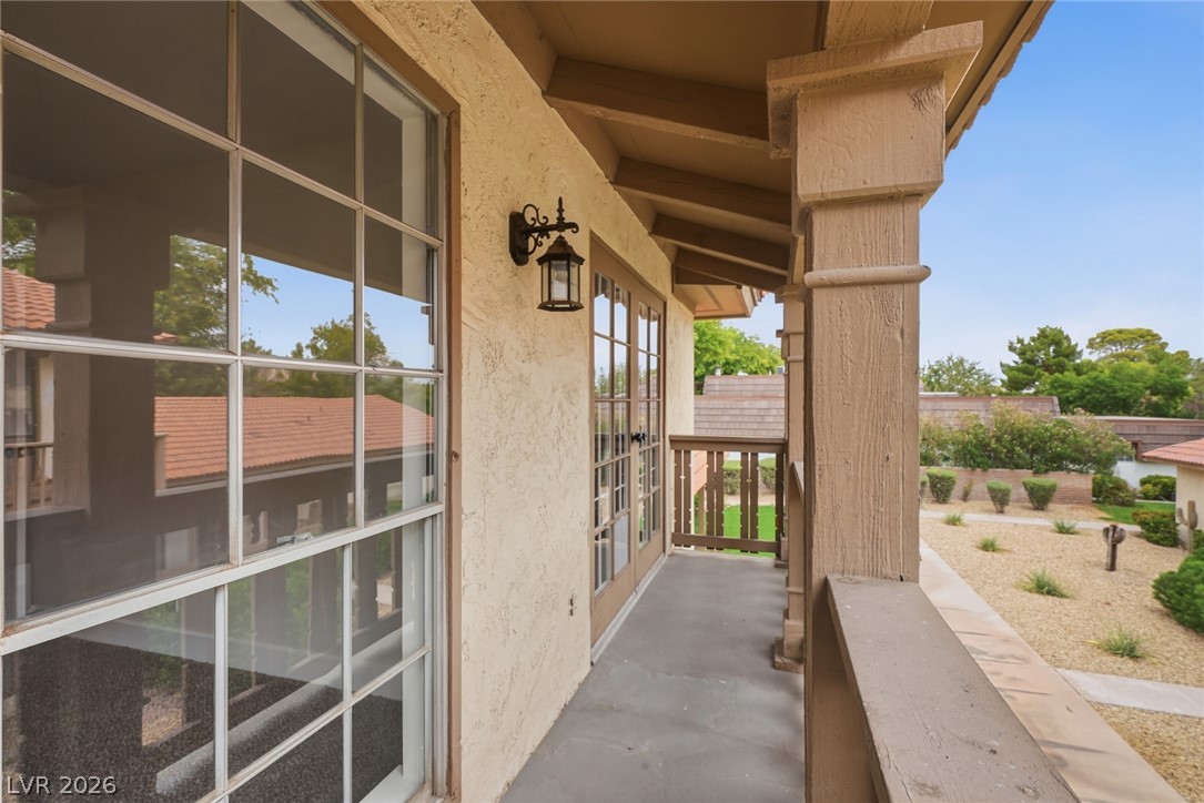 Photo 17 of 28, 3045 Pinehurst Drive #B