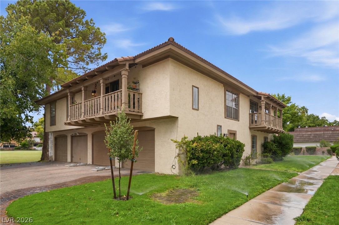 Photo 21 of 28, 3045 Pinehurst Drive #B