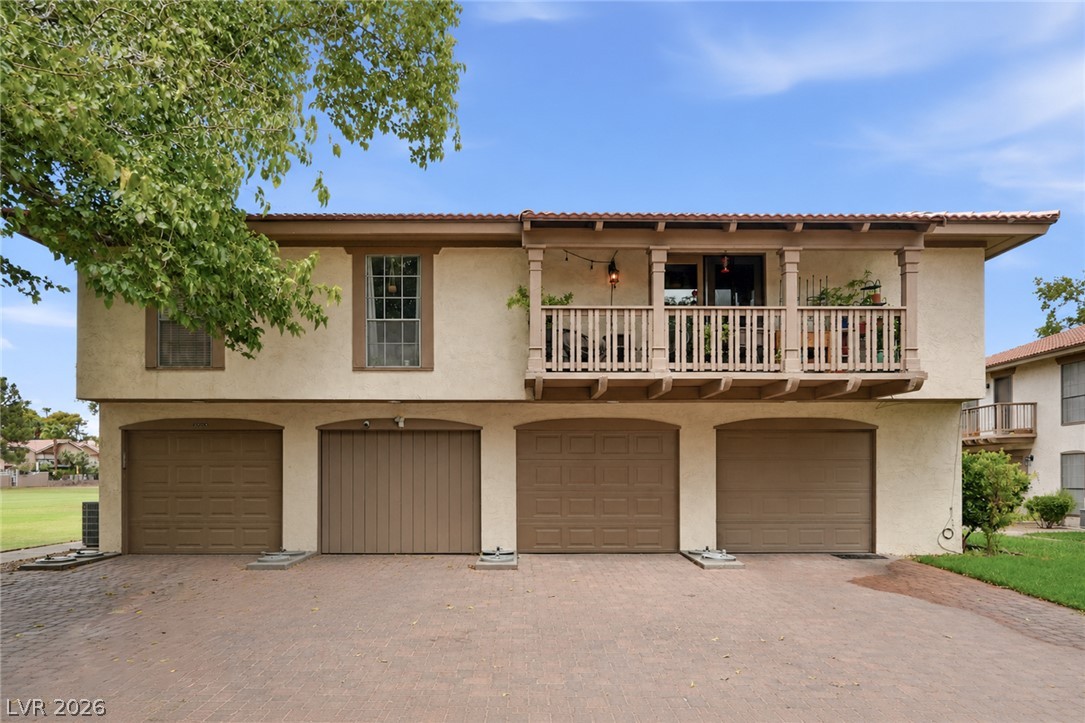 Photo 22 of 28, 3045 Pinehurst Drive #B