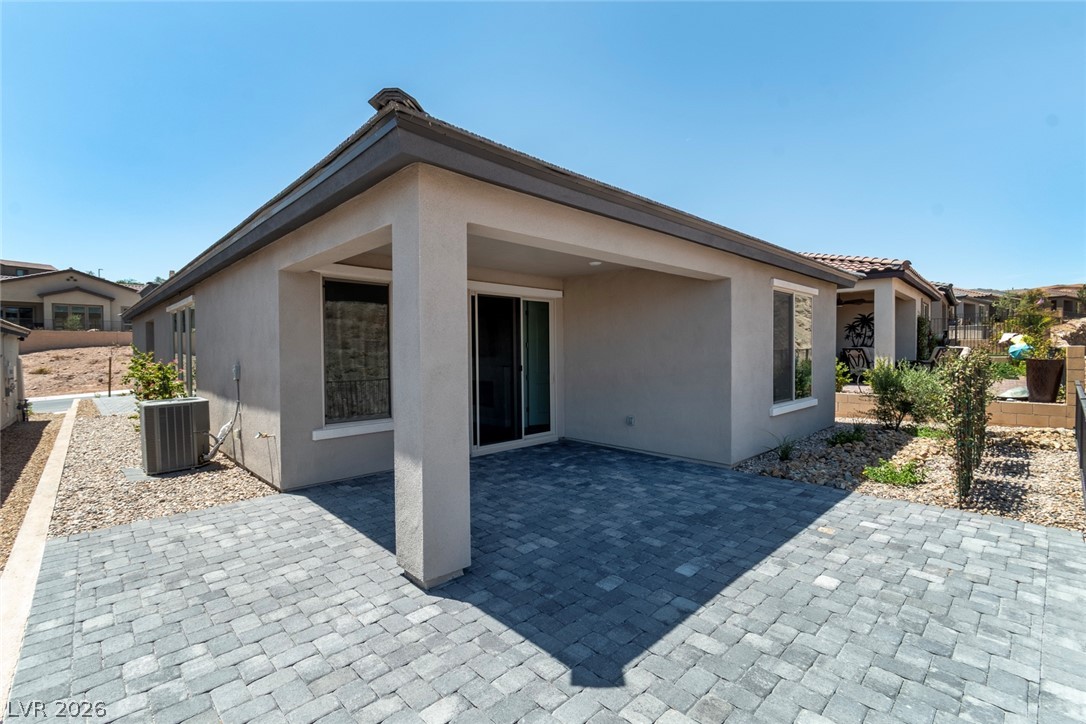 Photo 3 of 48 Crimson Cactus Avenue