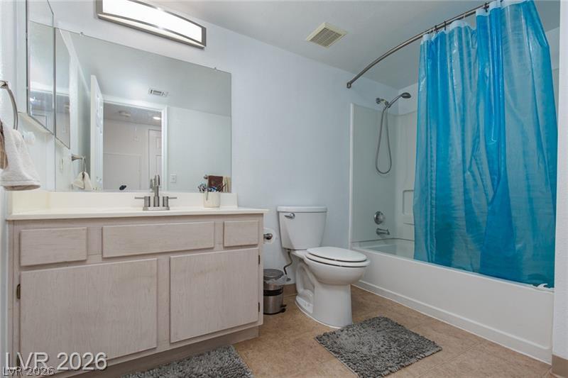 Photo 8 of 32, 231 W Horizon Ridge Parkway #1126