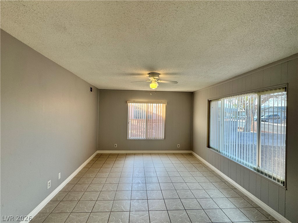Photo 9 of 38, 7121 Pleasant View Avenue