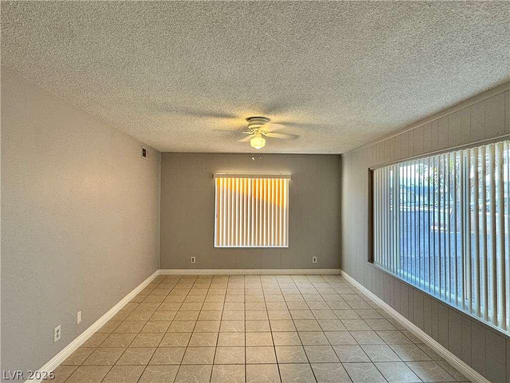 Photo 5 of 7121 Pleasant View Avenue