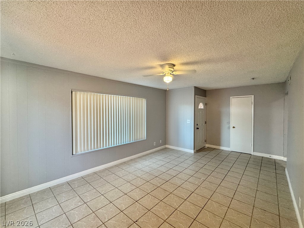 Photo 8 of 38, 7121 Pleasant View Avenue