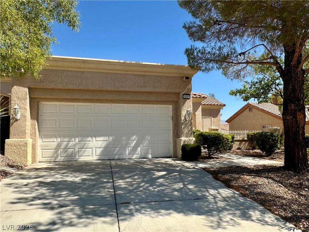 Photo 2 of 10016 Heyfield Drive