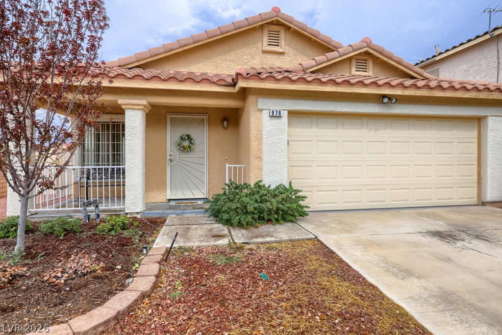Photo 4 of 976 Skyforest Drive