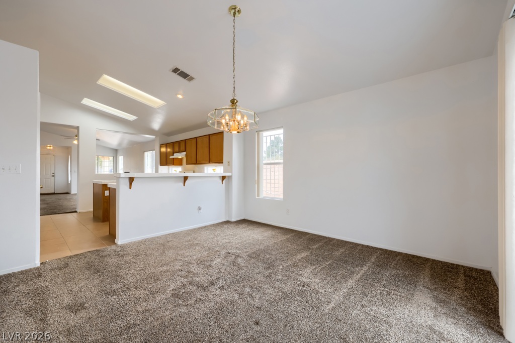 Photo 10 of 39, 976 Skyforest Drive