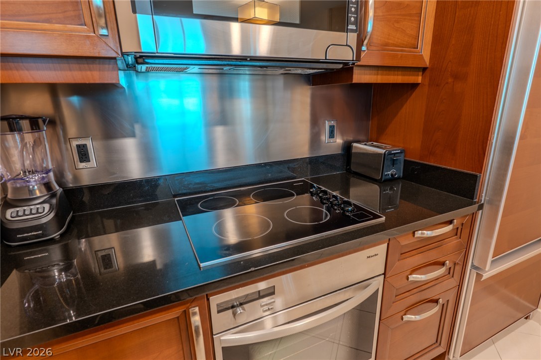 Photo 12 of 61, 135 E Harmon Avenue #3214