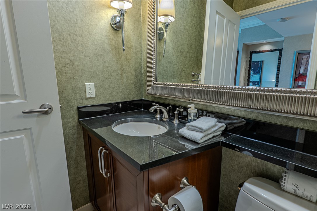 Photo 19 of 61, 135 E Harmon Avenue #3214